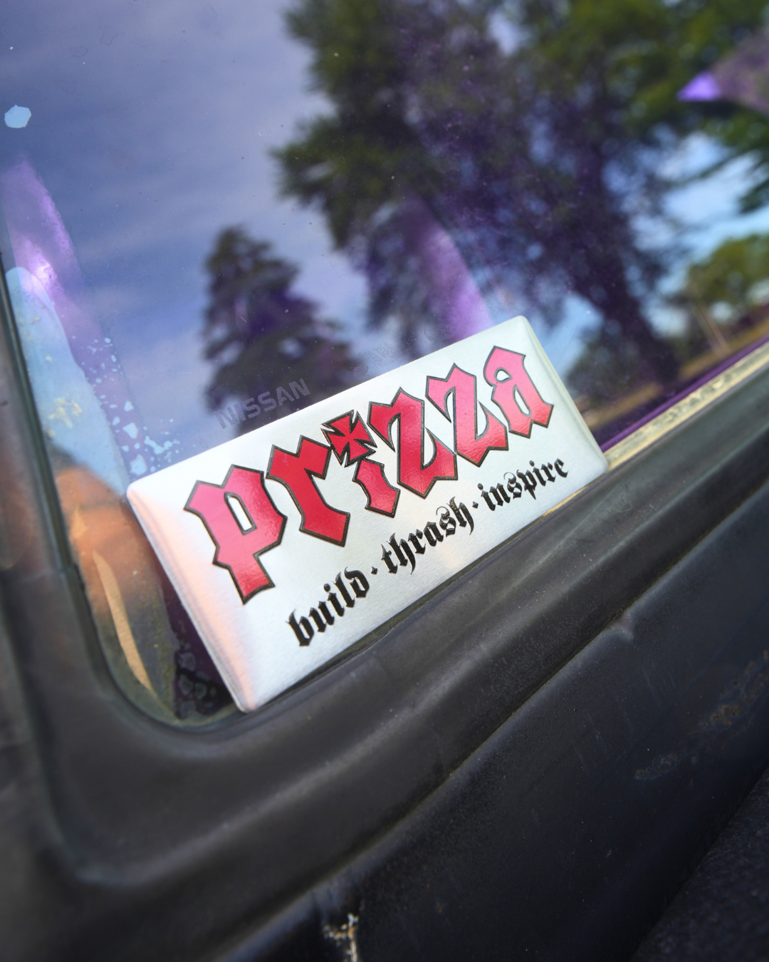 Brushed Aluminum Prizza Sticker